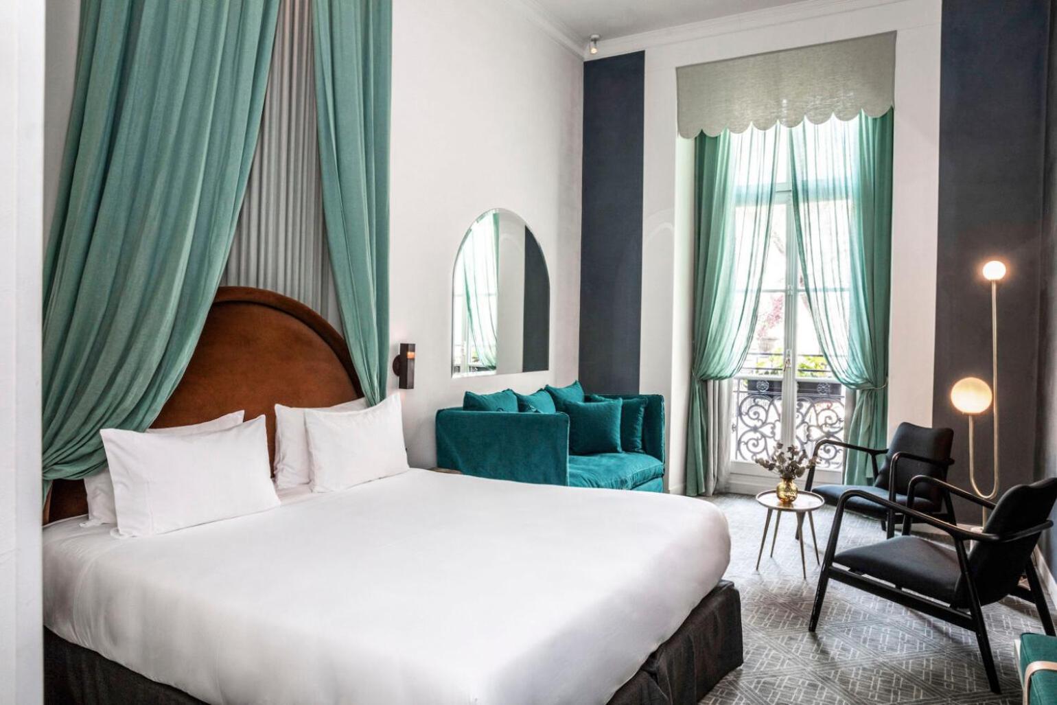 Hotel Des Grands Boulevards 4*